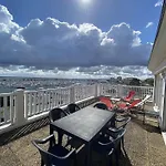 Ascot Vue Panoramique Aiguillon T2 Bis Avec Pk Appartement *