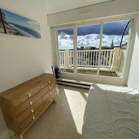 Ascot Vue Panoramique Aiguillon T2 Bis Avec Pk Appartement *