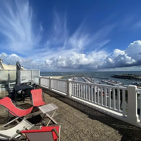 شقة Ascot Vue Panoramique Aiguillon T2 Bis Avec Pk *