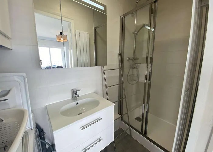 Ascot Vue Panoramique Aiguillon T2 Bis Avec Pk Appartamento *